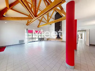 Maison, 790 m²