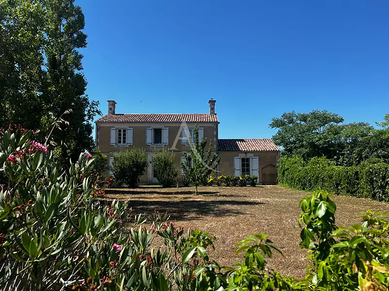 Maison, 156 m²