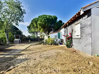 Terrain, 1 010 m²