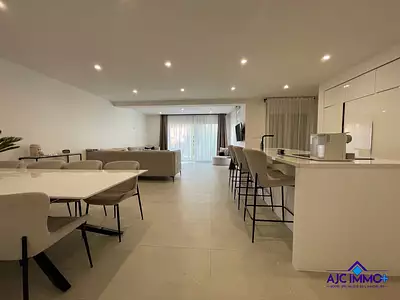 Maison, 195 m²