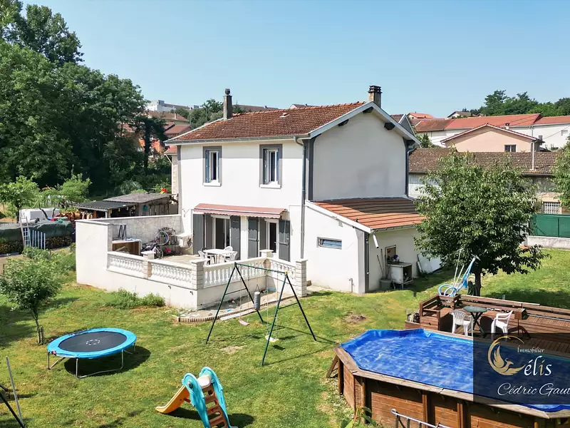 Maison, 96 m²