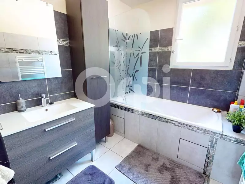Appartement, 77 m²
