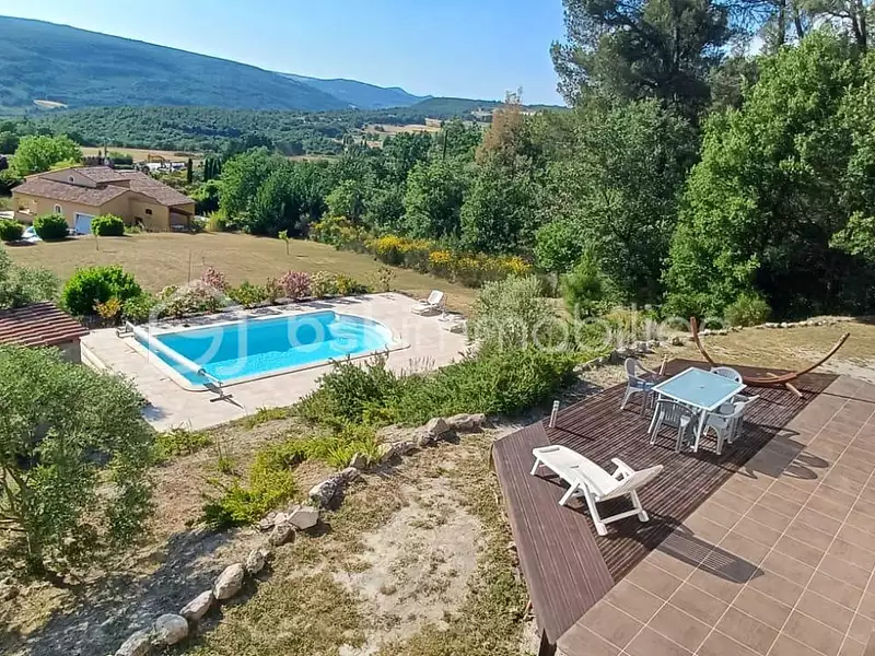 Maison, 177 m²