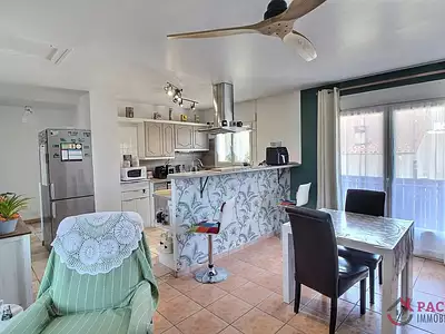 Maison, 94 m²