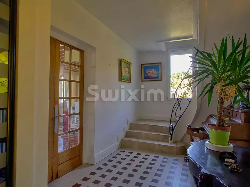 Maison, 278 m²