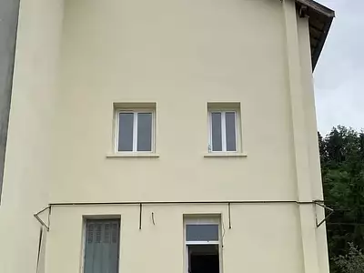 Immeuble, 143,92 m²