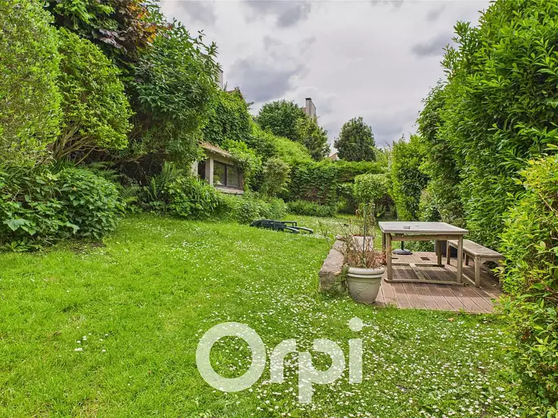 Maison, 146 m²