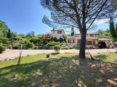 Maison, 185 m²