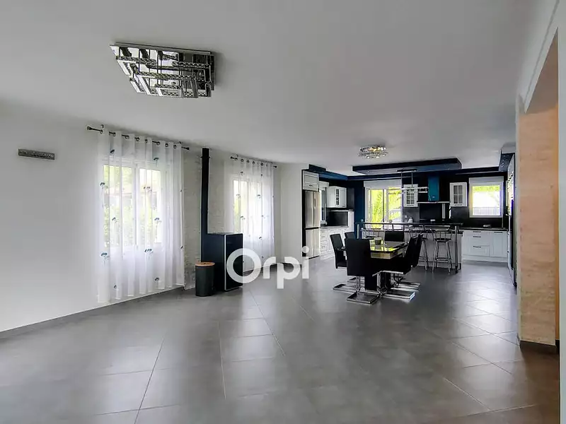 Maison, 128 m²