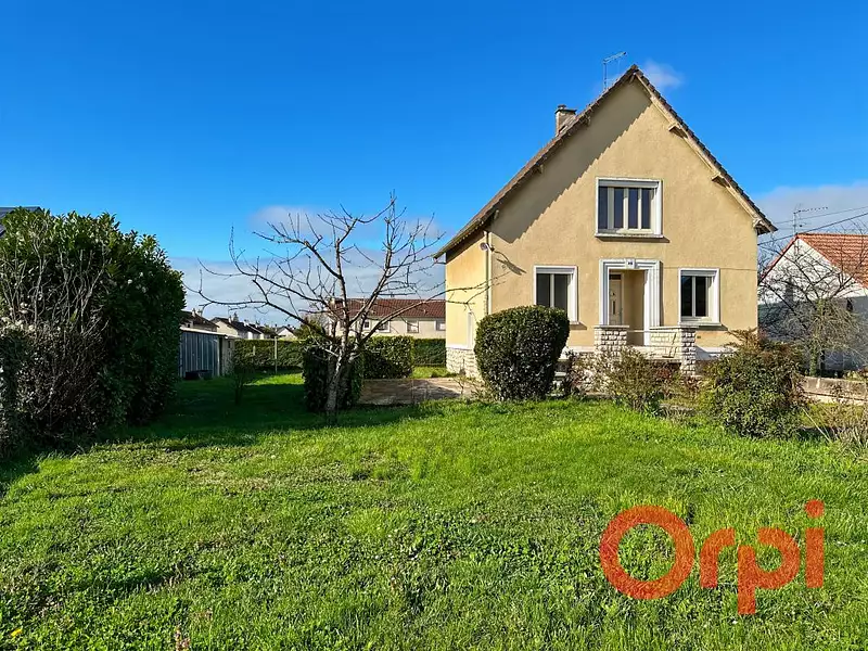 Maison, 99 m²