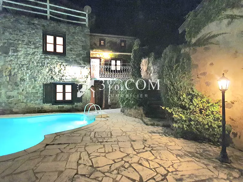 Maison, 156 m²