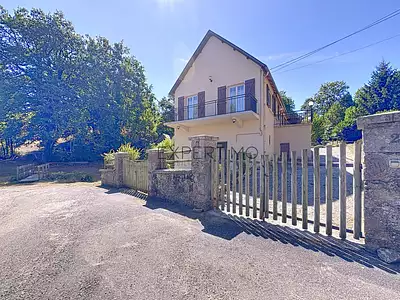 Maison, 220 m²