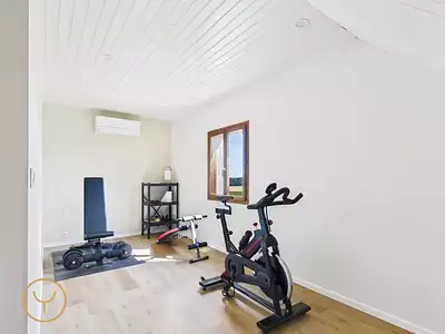 Maison, 240 m²