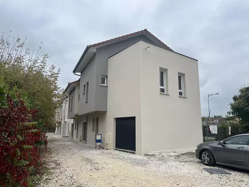Maison, 96 m²