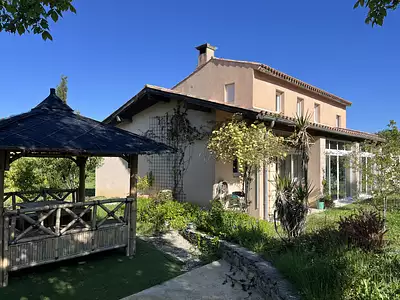Maison, 151 m²