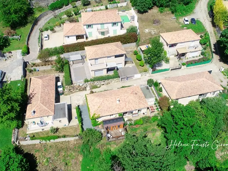 Maison, 93 m²