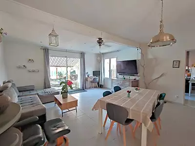 Maison, 83 m²