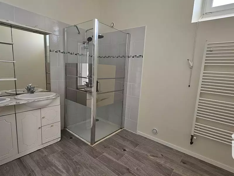 Maison, 163 m²