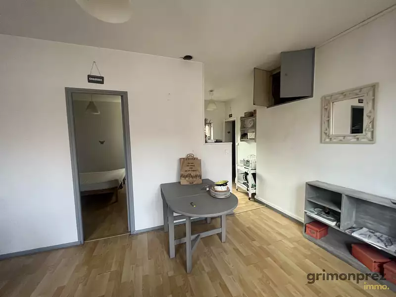 Immeuble, 130 m²
