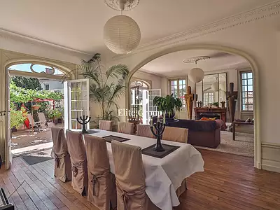 Maison, 300 m²