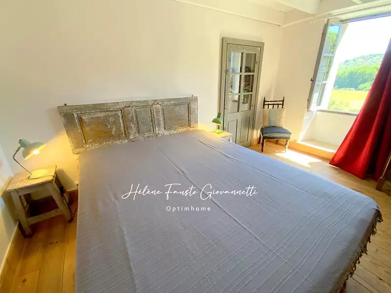 Maison, 235 m²