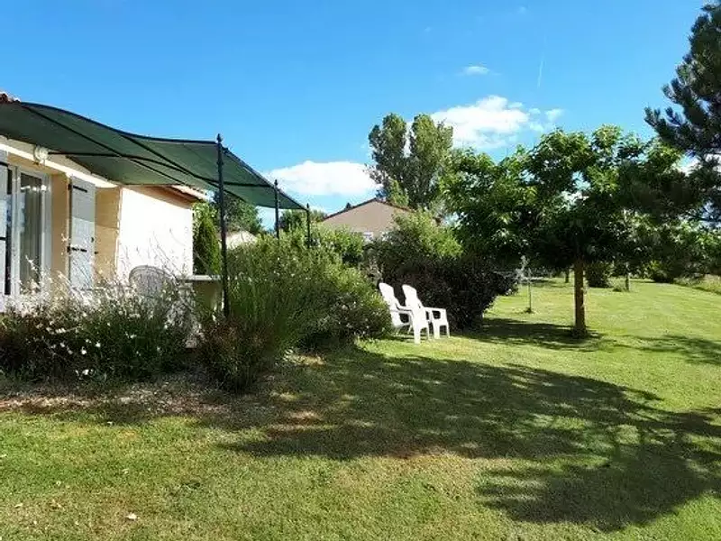 Maison, 592 m²