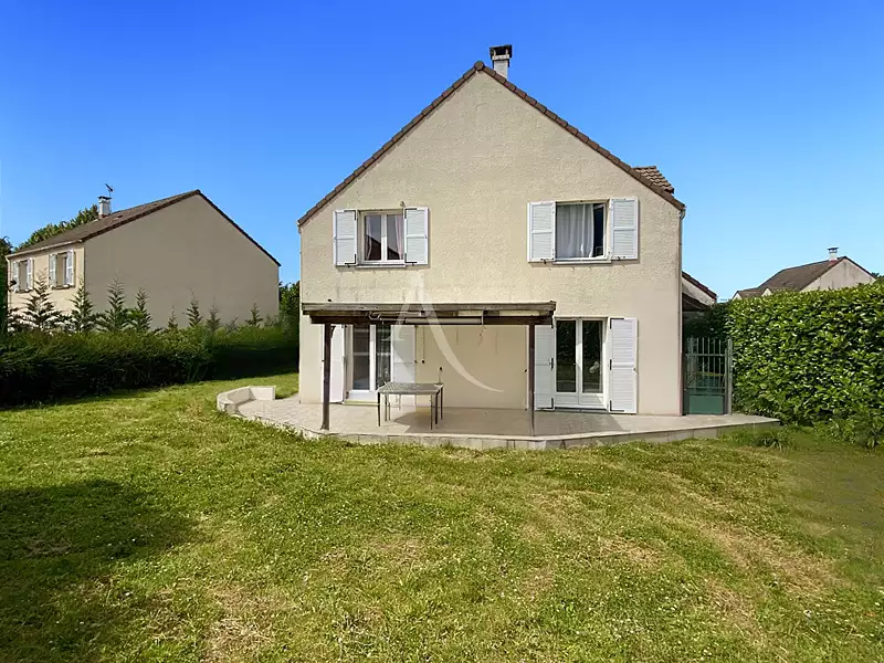 Maison, 139 m²