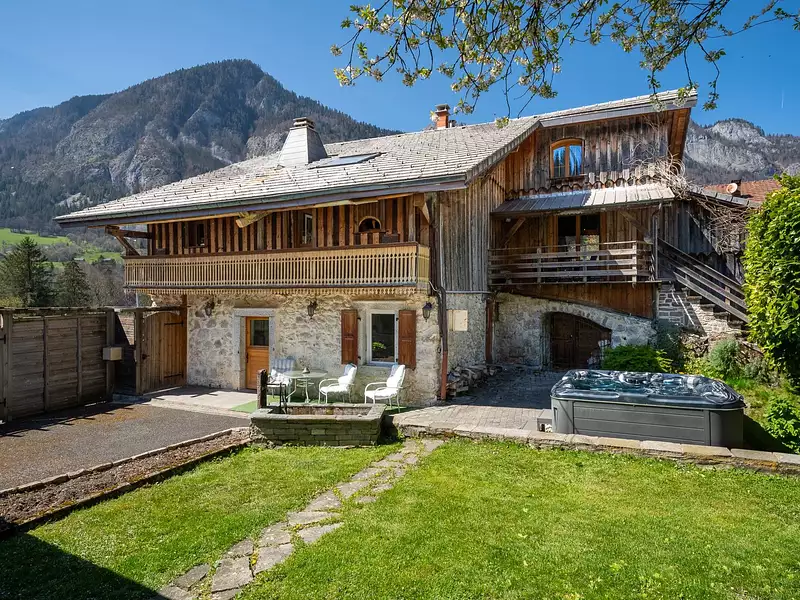 Maison, 148 m²