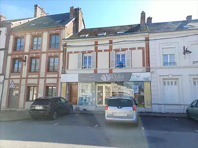 Immeuble, 166 m²