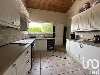 Maison, 211 m²
