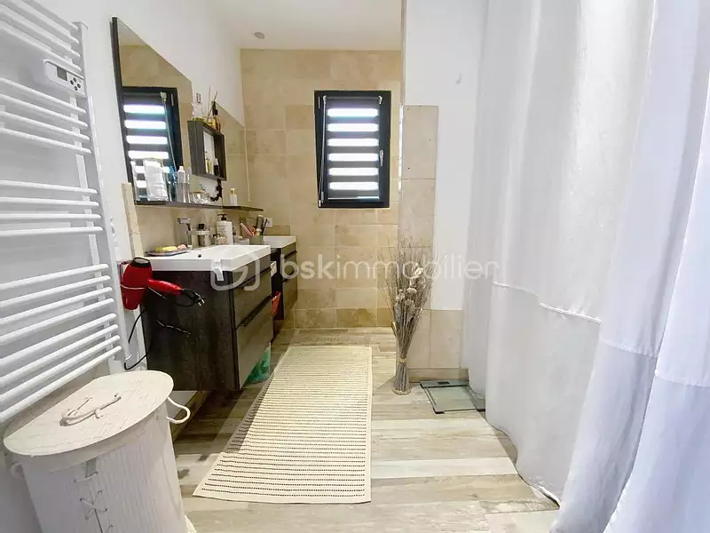 Maison, 104 m²