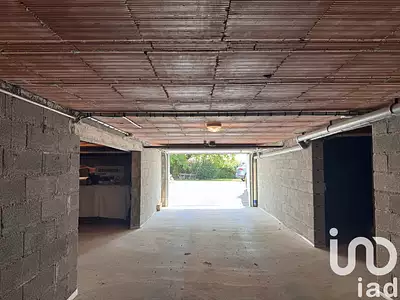 Maison, 301 m²