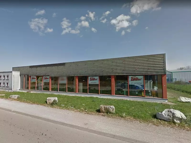 Divers, 900 m²