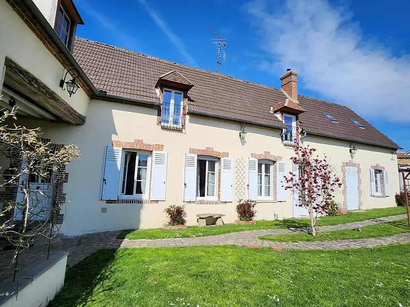 Maison, 220 m²