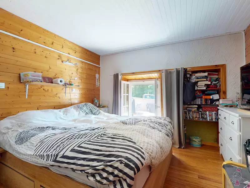 Maison, 215 m²