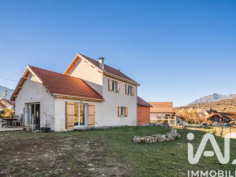 Maison, 114 m²