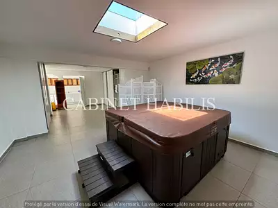 Maison, 240,05 m²
