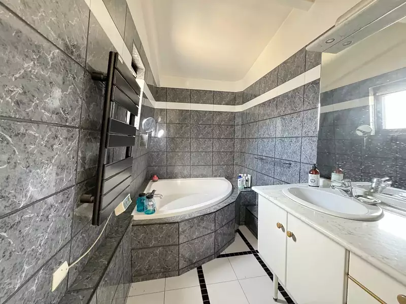 Maison, 106 m²