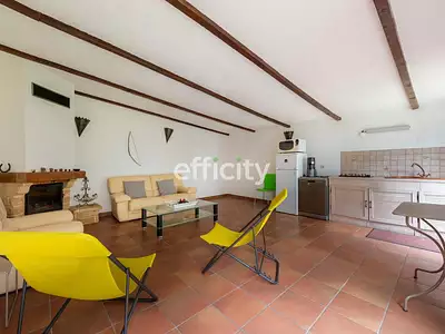 Maison, 180 m²