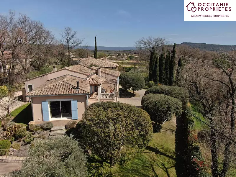Maison, 270 m²