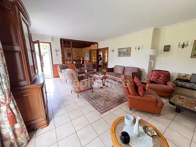 Maison, 156 m²
