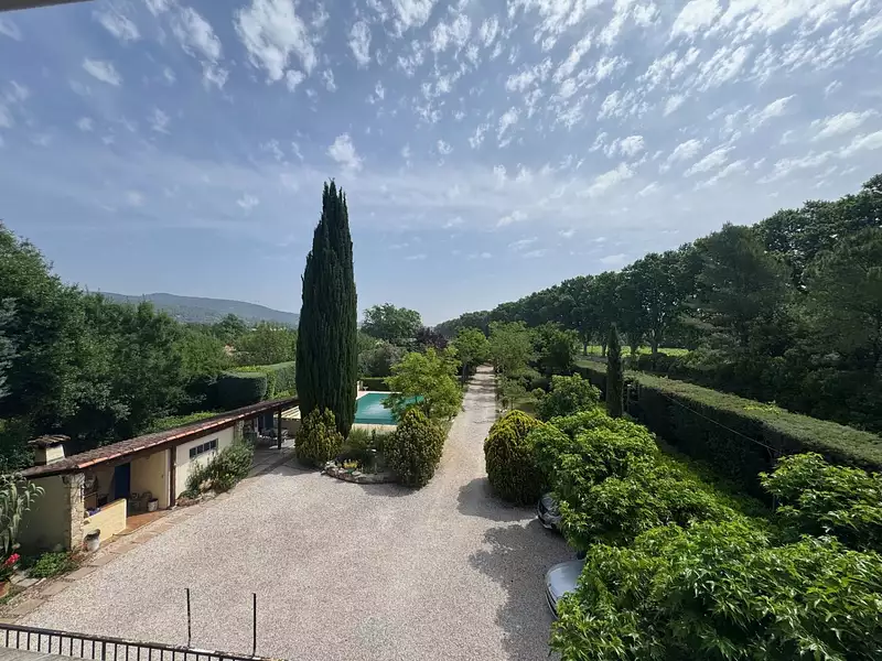 Maison, 237 m²