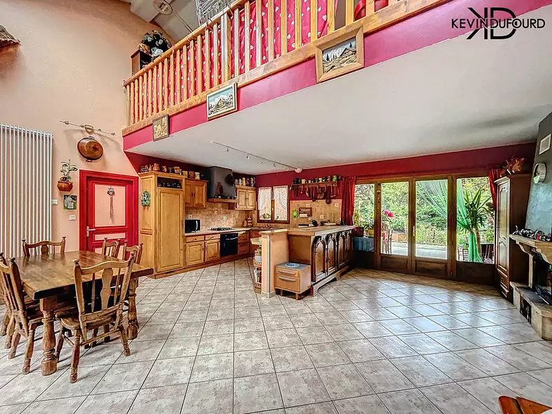 Maison, 170 m²