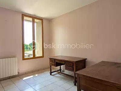Maison, 196 m²