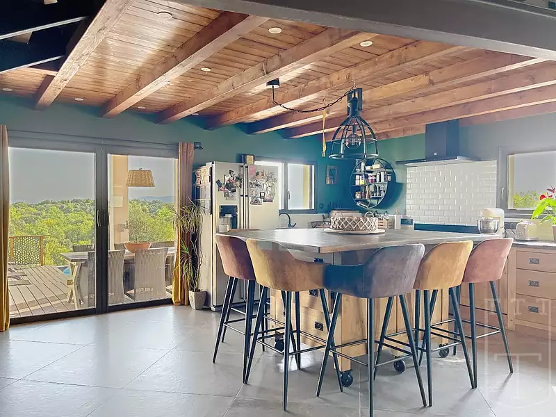 Maison, 193 m²
