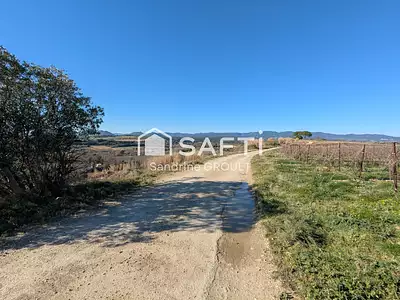 Terrain, 7 477 m²