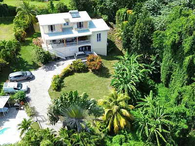 Maison, 233 m²