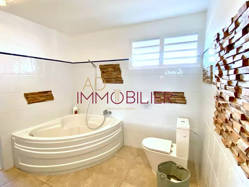 Maison, 177,96 m²