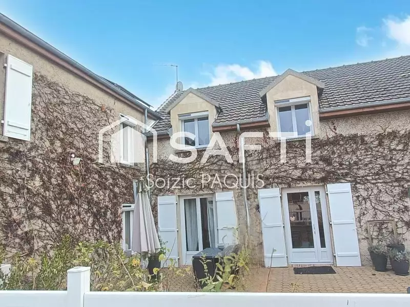Maison, 225 m²