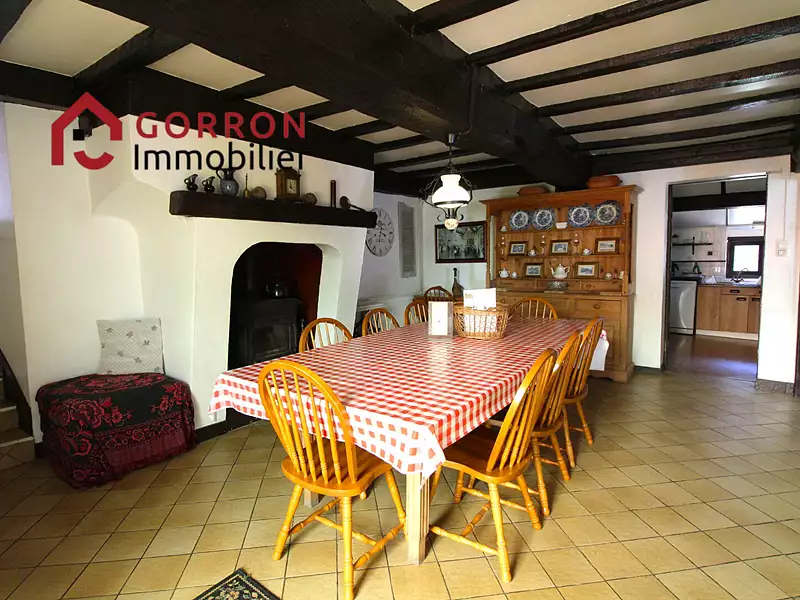 Maison, 278 m²